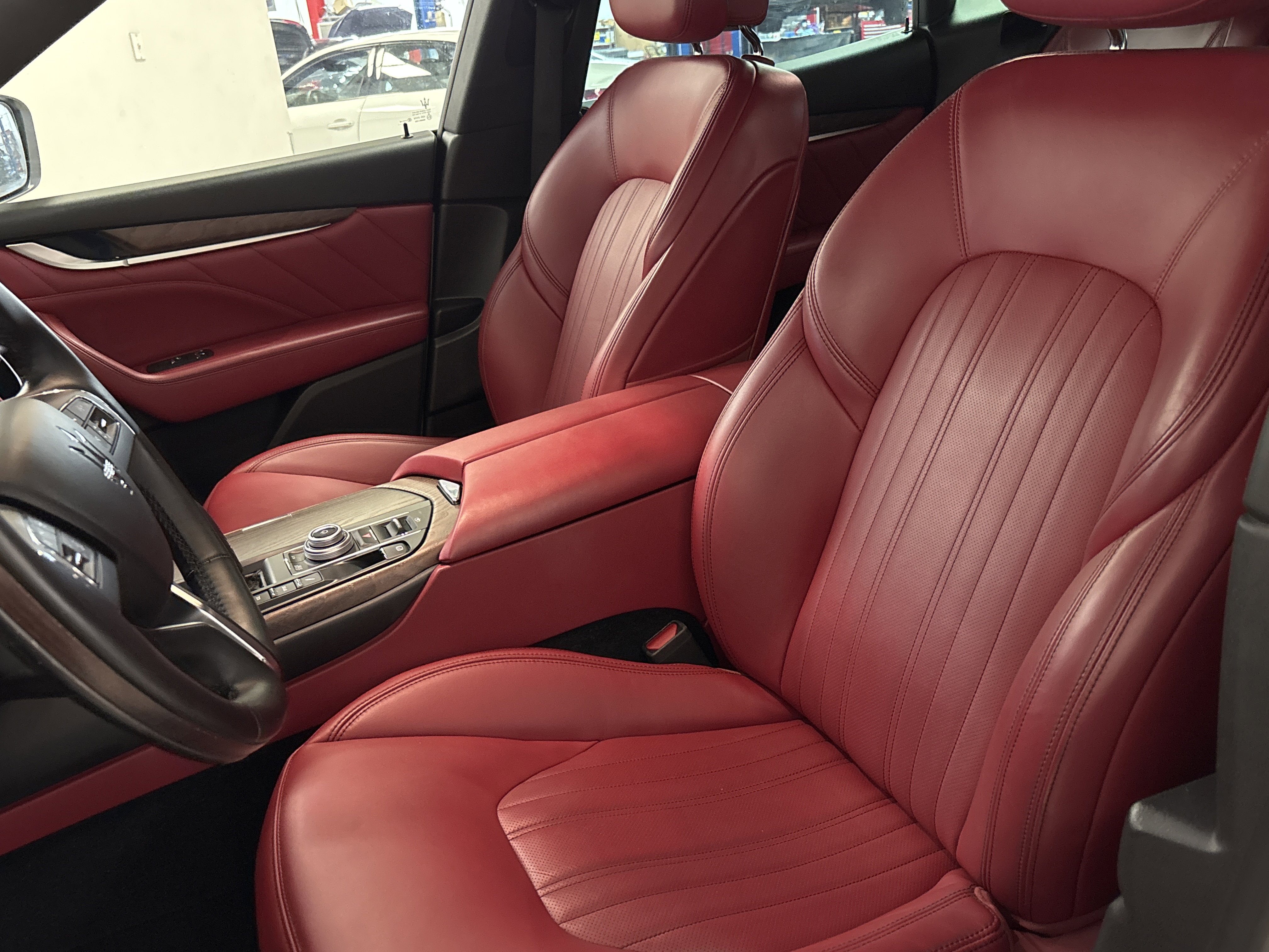 Used 2022 Maserati Levante GT image 15