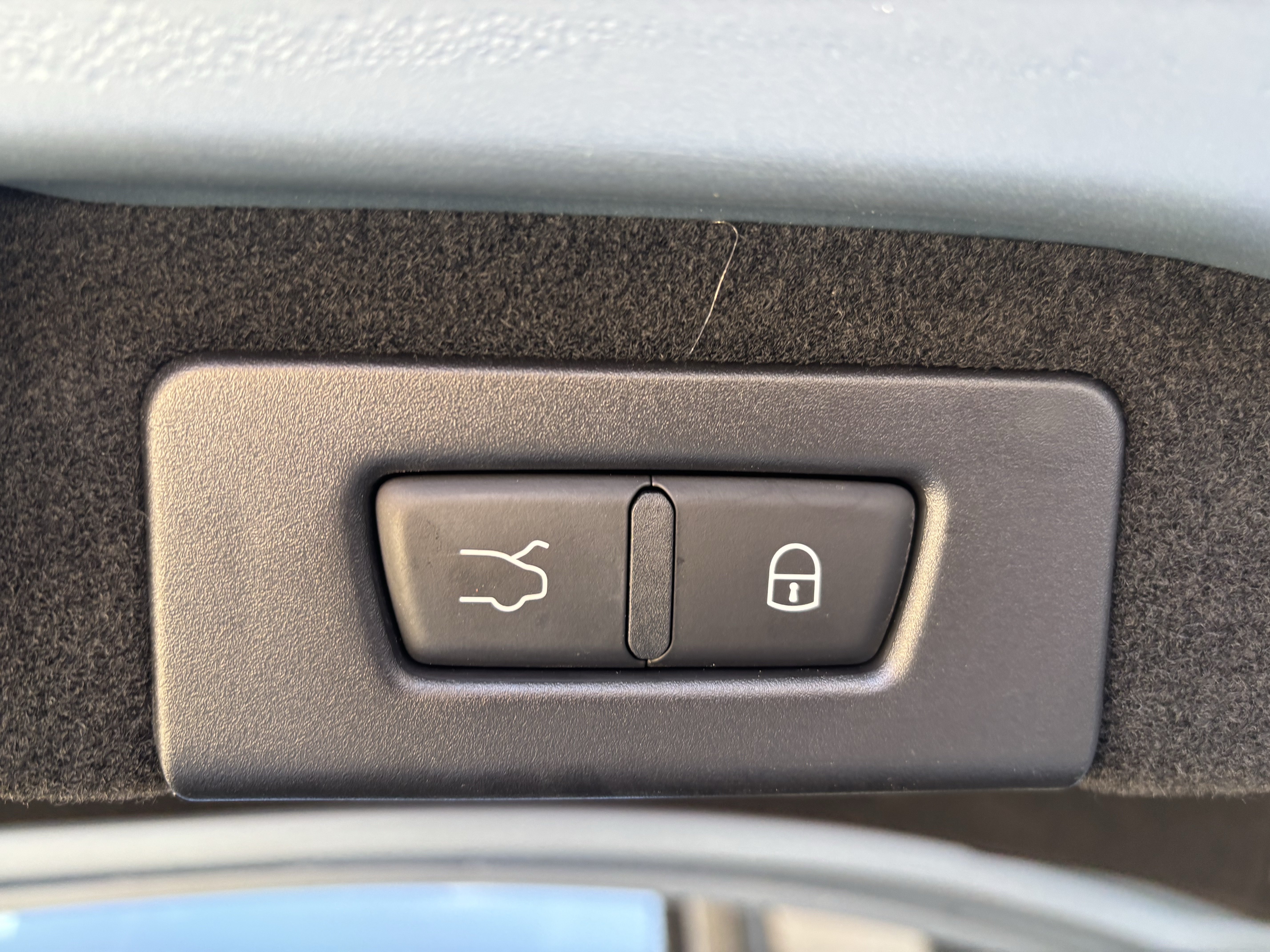 Used 2023 Maserati Ghibli F Tributo RWD image 19