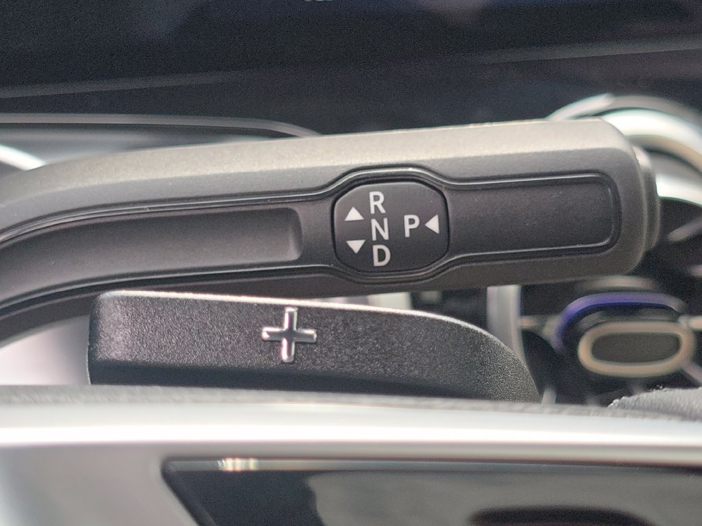 New 2026 Mercedes-Benz GLB 250 4MATIC image 33