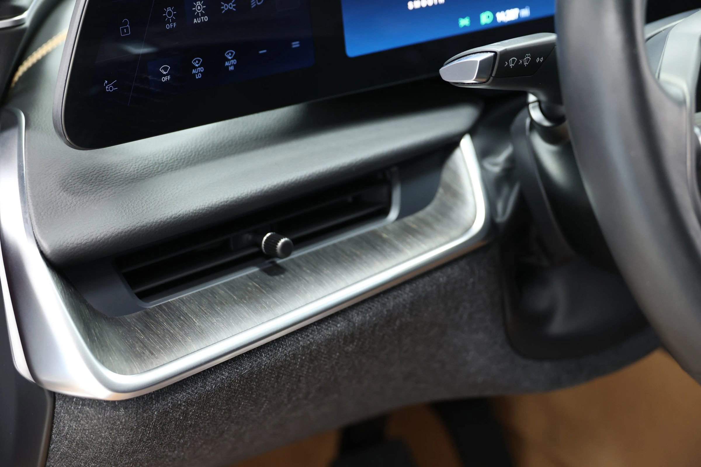 Used 2023 Lucid Air Touring image 18