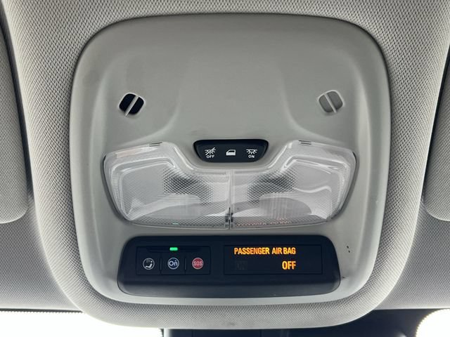 Used 2025 Chevrolet TrailBlazer LT AWD/4WD image 30
