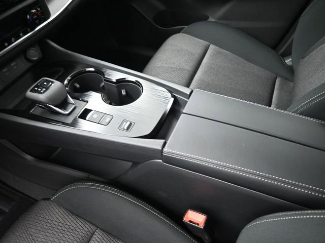 New 2026 Nissan Rogue SV w/ Cold Weather Package FWD image 33