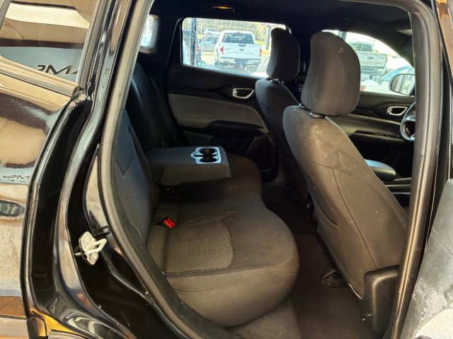 Used 2025 Jeep Compass Sport image 36