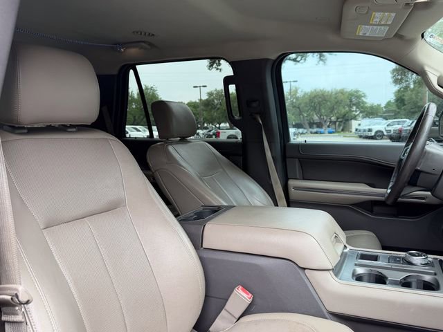 Used 2018 Ford Expedition XLT w/ Equipment Group 202A RWD image 16