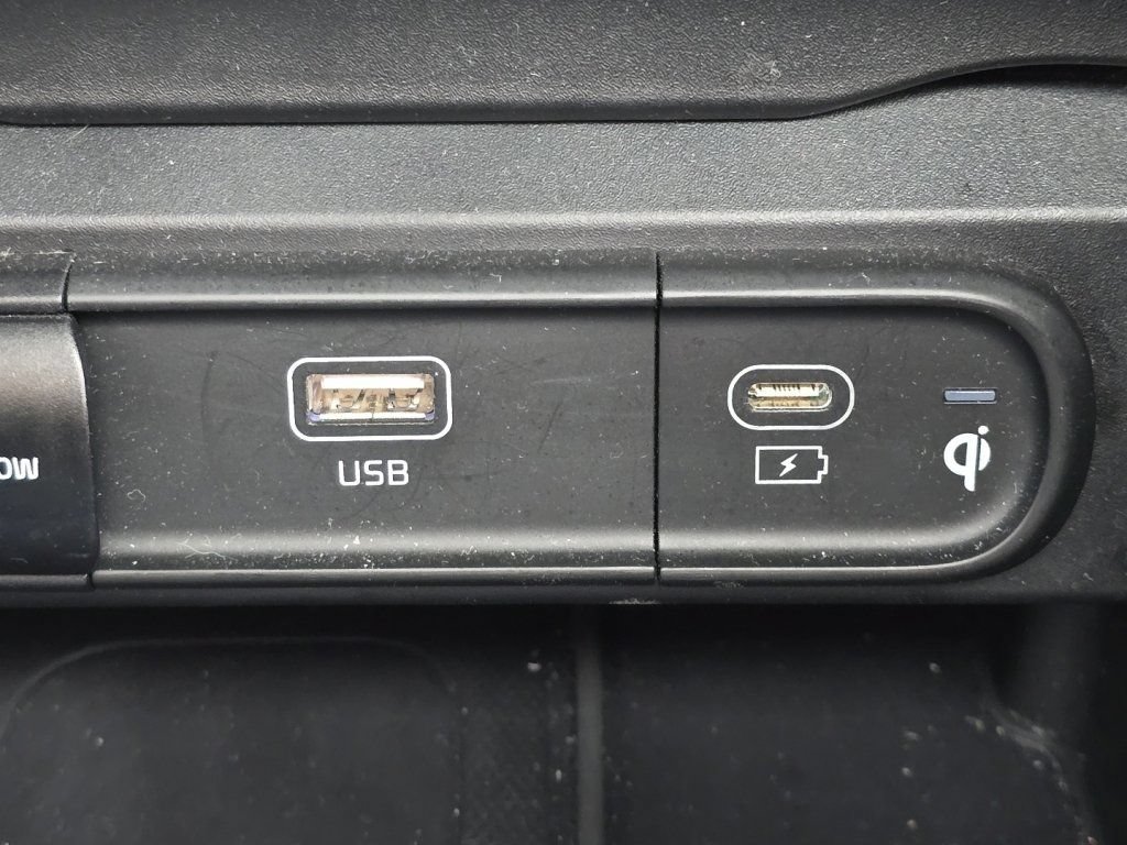 Used 2024 Kia Telluride EX X-Line AWD/4WD image 7