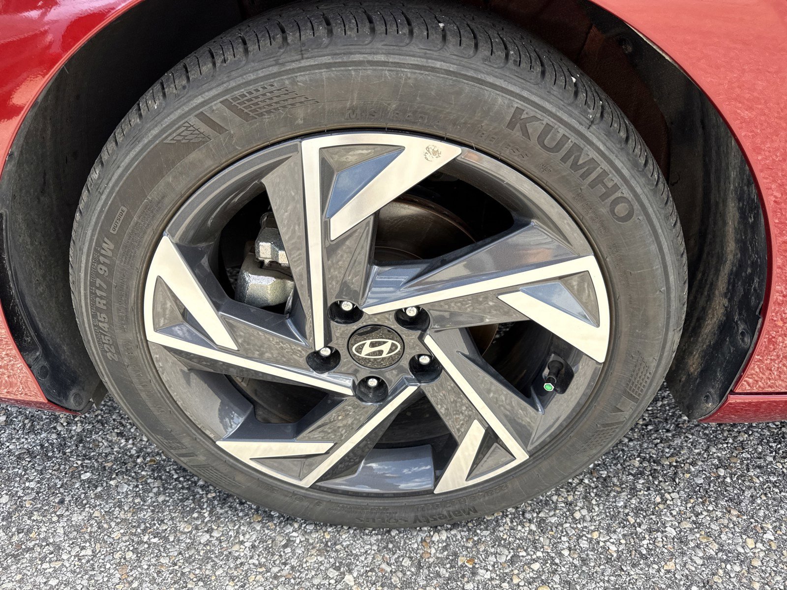 Certified 2025 Hyundai Elantra Limited image 10