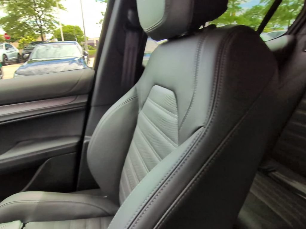 Used 2024 Alfa Romeo Stelvio Quadrifoglio AWD/4WD image 46