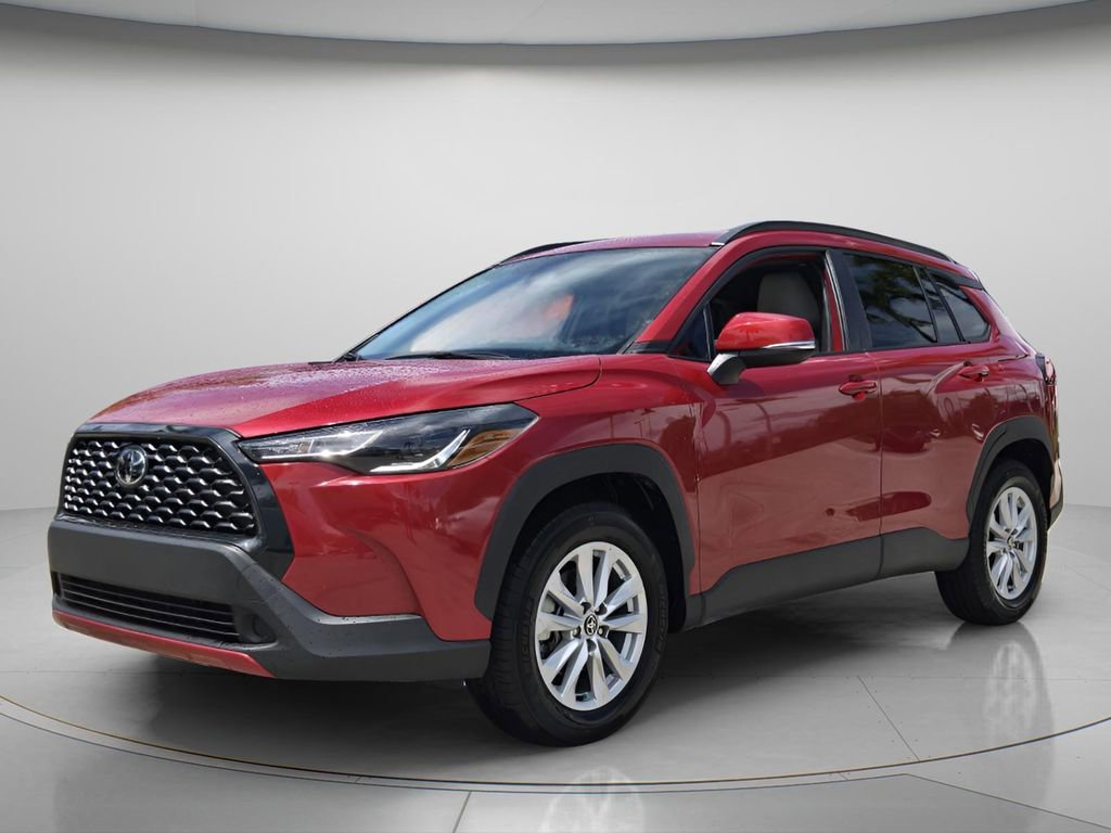 Used 2023 Toyota Corolla Cross LE FWD image 9