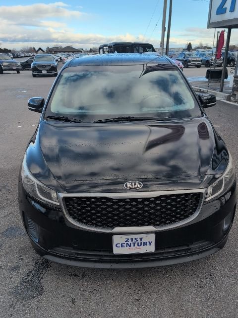 Used 2016 Kia Sedona LX FWD image 2