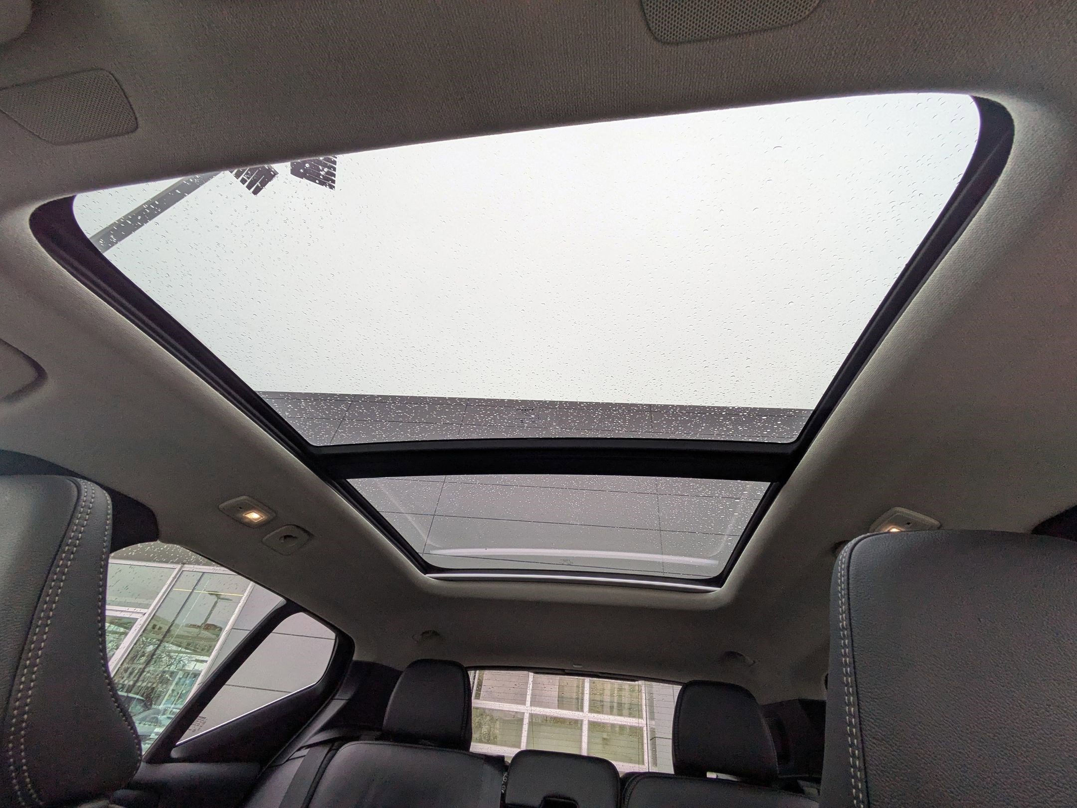 New 2025 Volvo XC40 B5 Plus w/ Protection Package Premier image 17