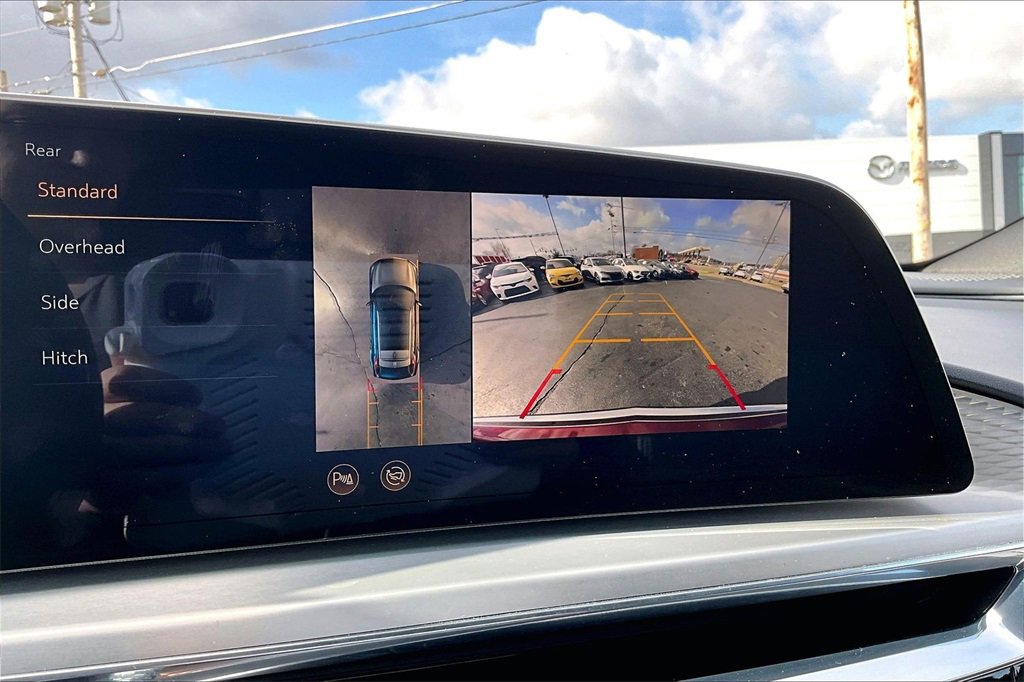 Used 2024 Cadillac Lyriq Luxury image 21