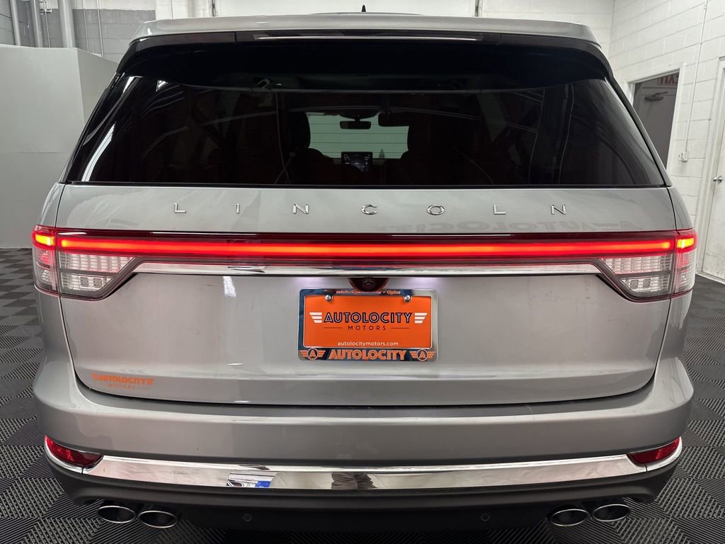 Used 2024 Lincoln Aviator AWD w/ Premium Package image 8