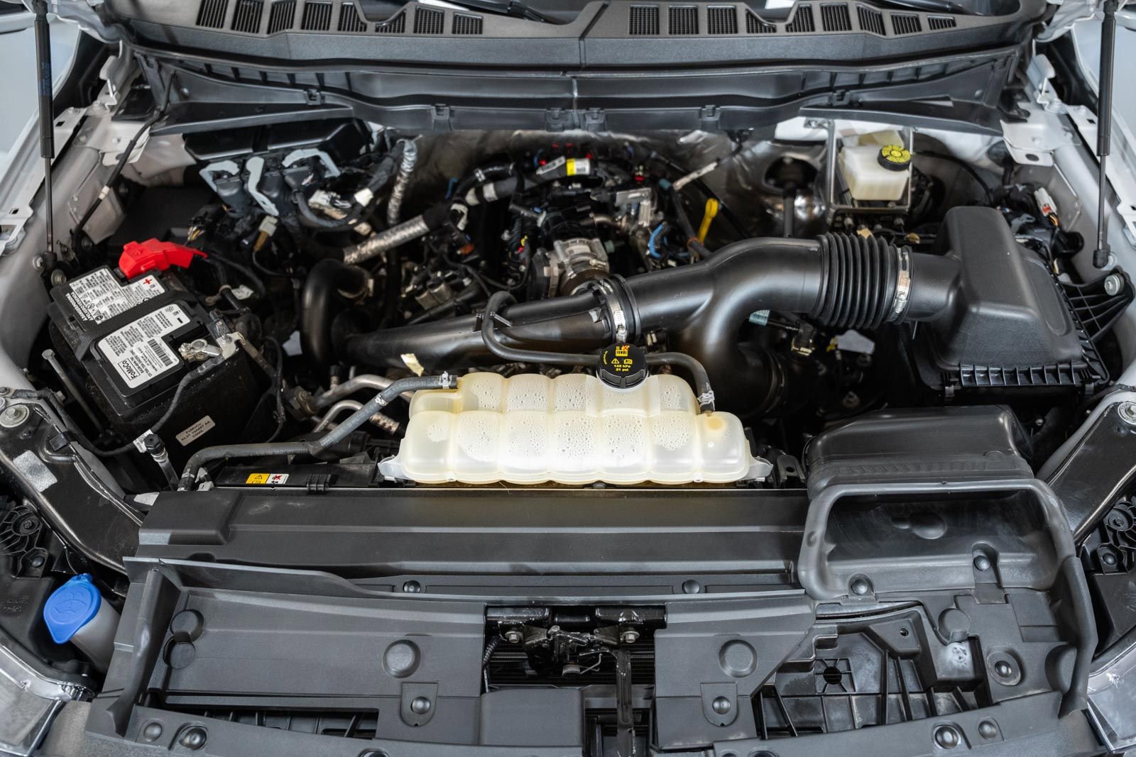 Used 2023 Ford F150 Lariat w/ Equipment Group 502A High image 28