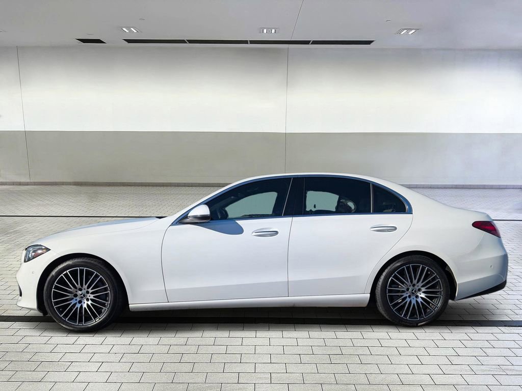 Used 2023 Mercedes-Benz C 300 4MATIC Sedan image 2