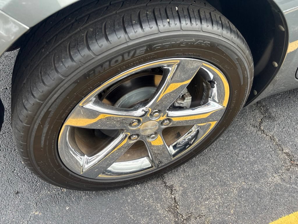 Used 2007 Pontiac Solstice Convertible w/ Premium Package RWD image 9