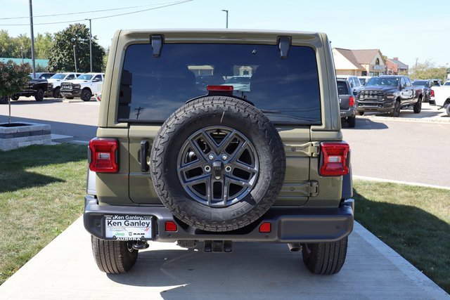 New 2025 Jeep Wrangler Sport S image 34