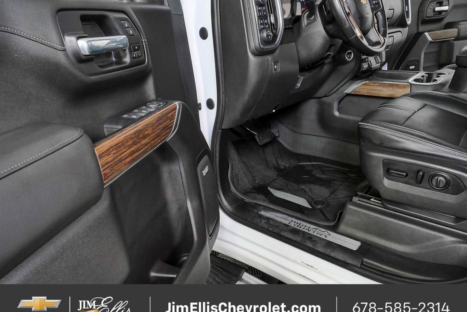 Certified 2021 Chevrolet Silverado 1500 High Country w/ Technology Package AWD/4WD image 4