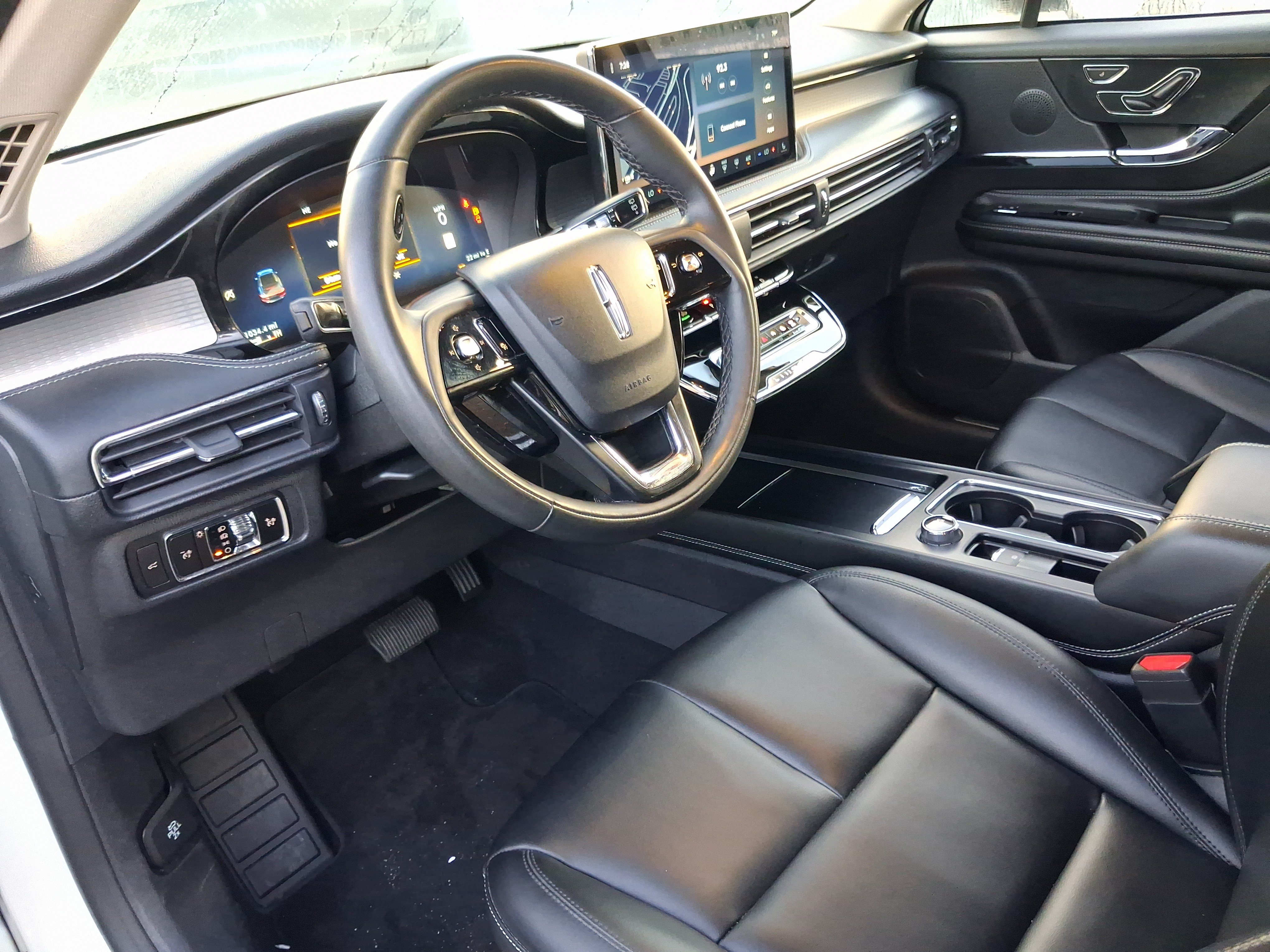 Certified 2023 Lincoln Corsair FWD image 11
