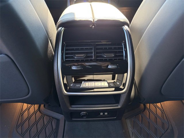 New 2026 BMW X5 M60i image 24