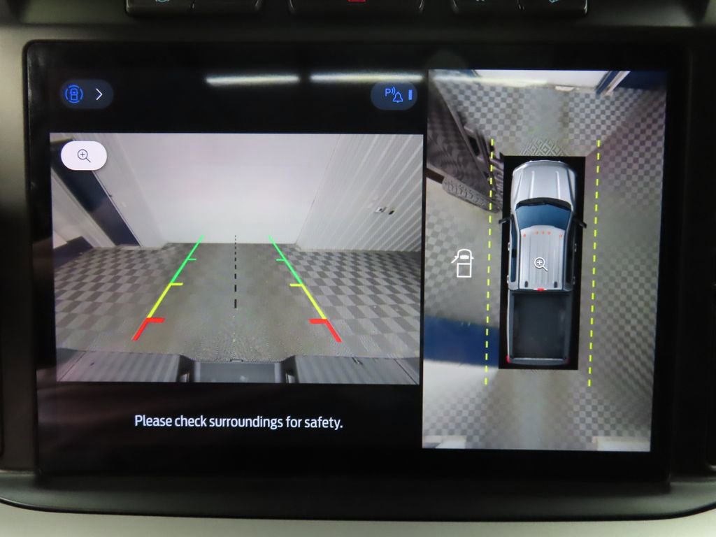 Used 2023 Ford F250 XLT w/ XLT Premium Package AWD/4WD image 18