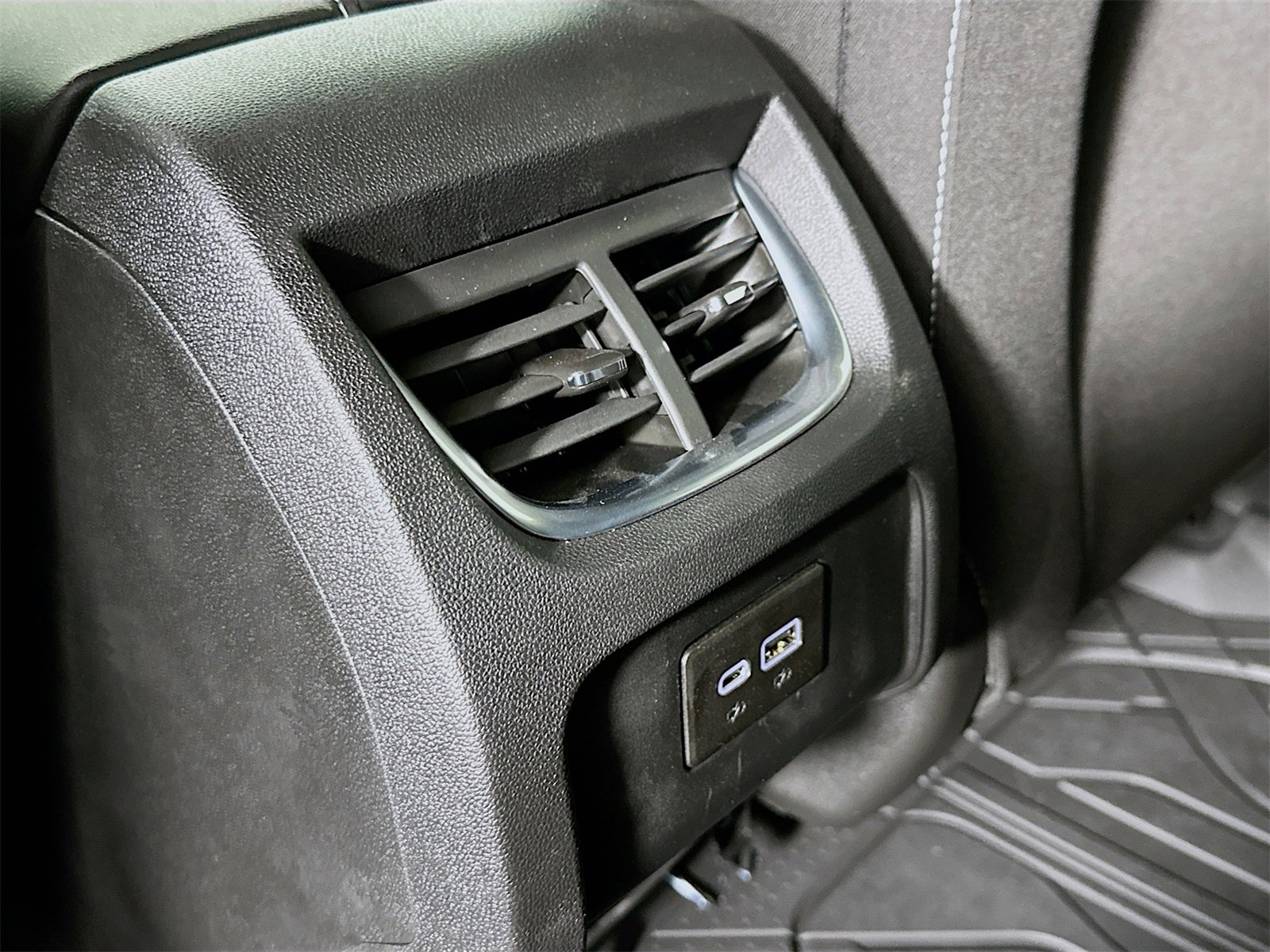 New 2025 Chevrolet Blazer LT w/ LPO, Floor Liner Package image 25