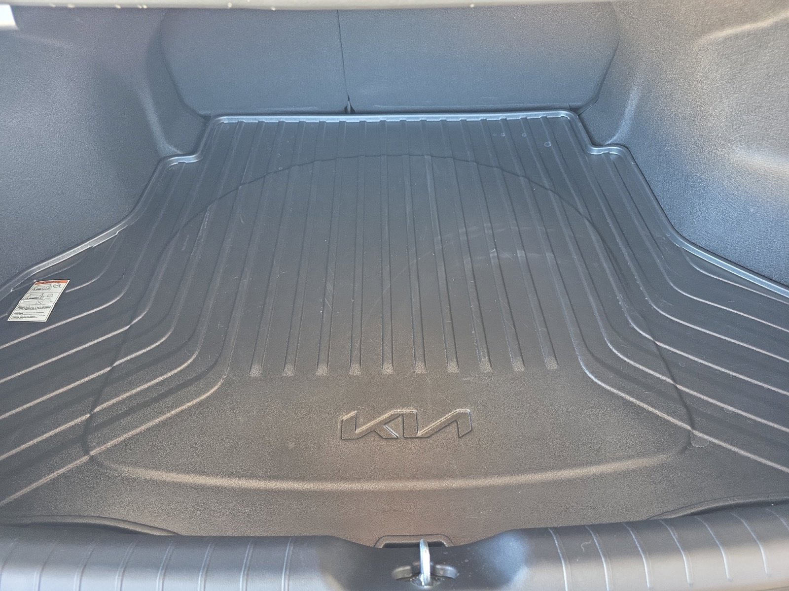 Certified 2025 Kia K4 EX image 9