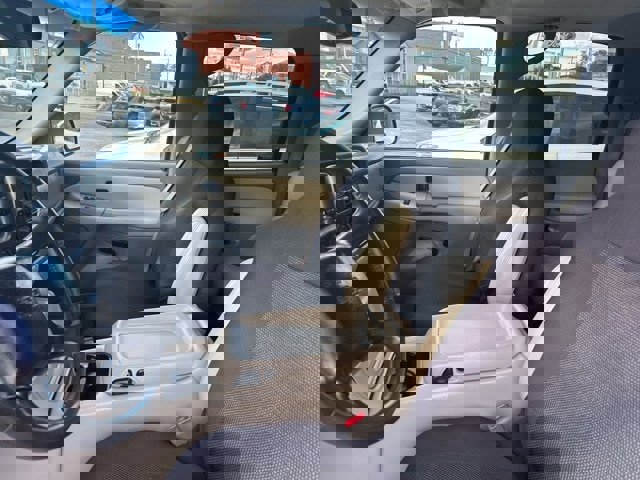 Used 2000 Chevrolet Suburban LS w/ LS Preferred Equipment Group image 18