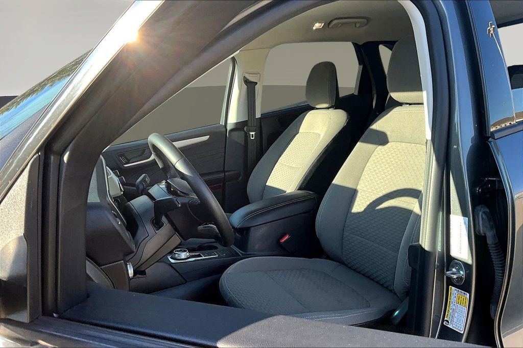 Used 2022 Ford Escape SE w/ Convenience Package image 20