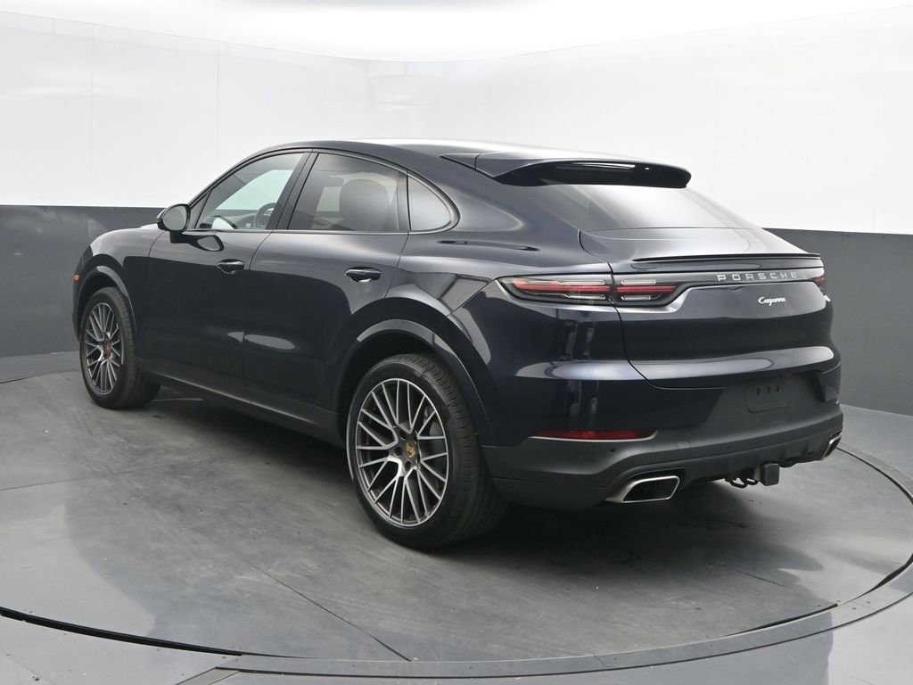 Used 2022 Porsche Cayenne Coupe w/ Premium Package image 3