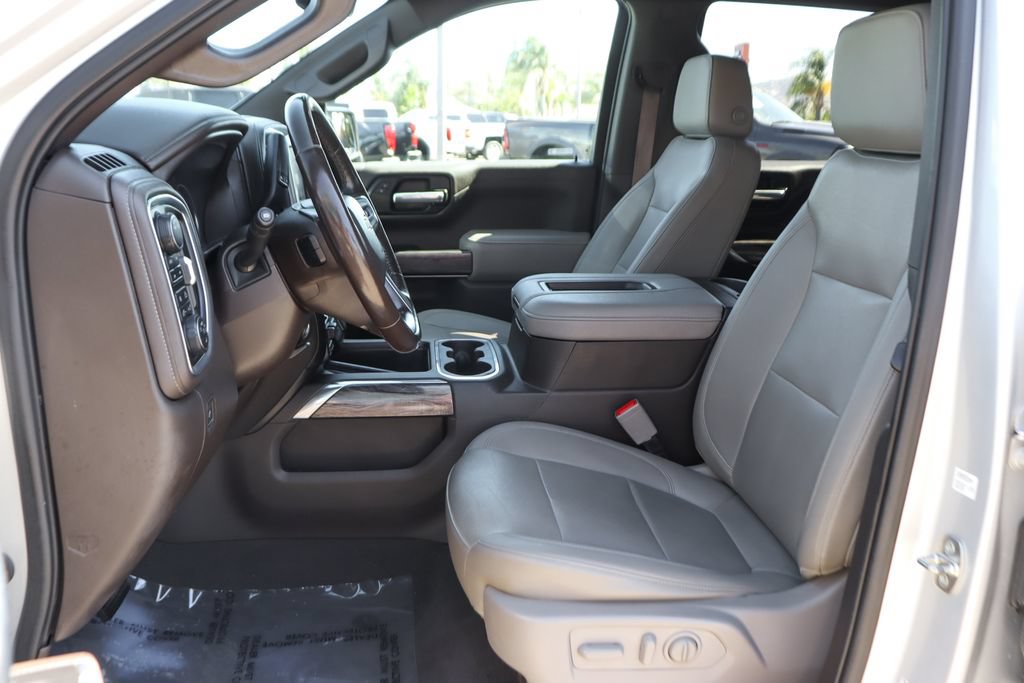 Used 2022 Chevrolet Silverado 1500 LTZ w/ LTZ Premium Package AWD/4WD image 18