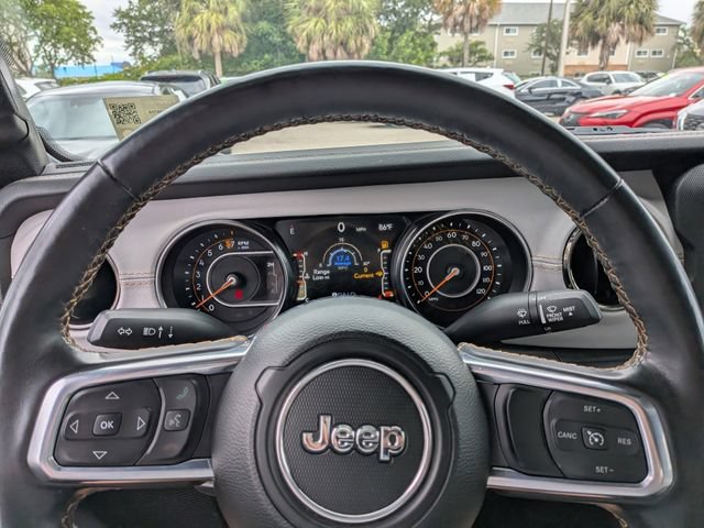 Used 2023 Jeep Gladiator Overland AWD/4WD image 26