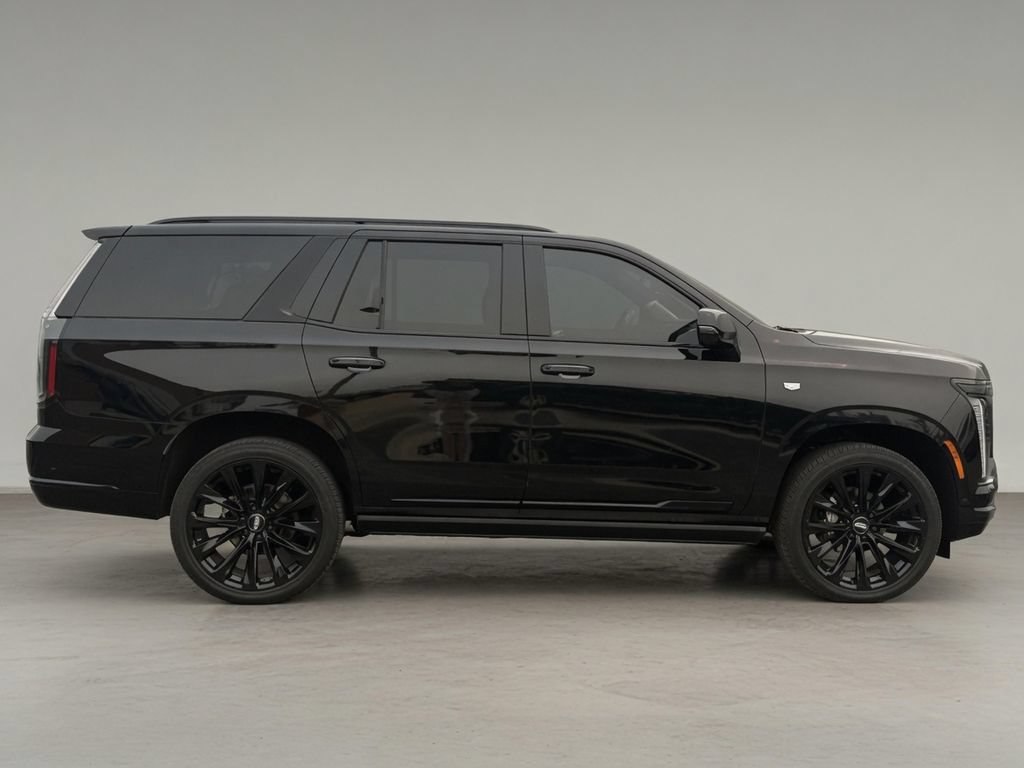 Used 2026 Cadillac Escalade Platinum Sport w/ LPO, ONYX Package AWD/4WD image 6