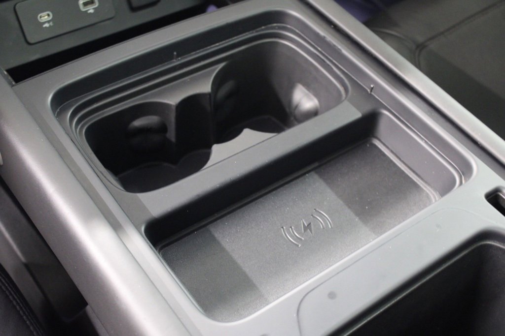 Used 2020 Land Rover Defender 110 HSE image 31