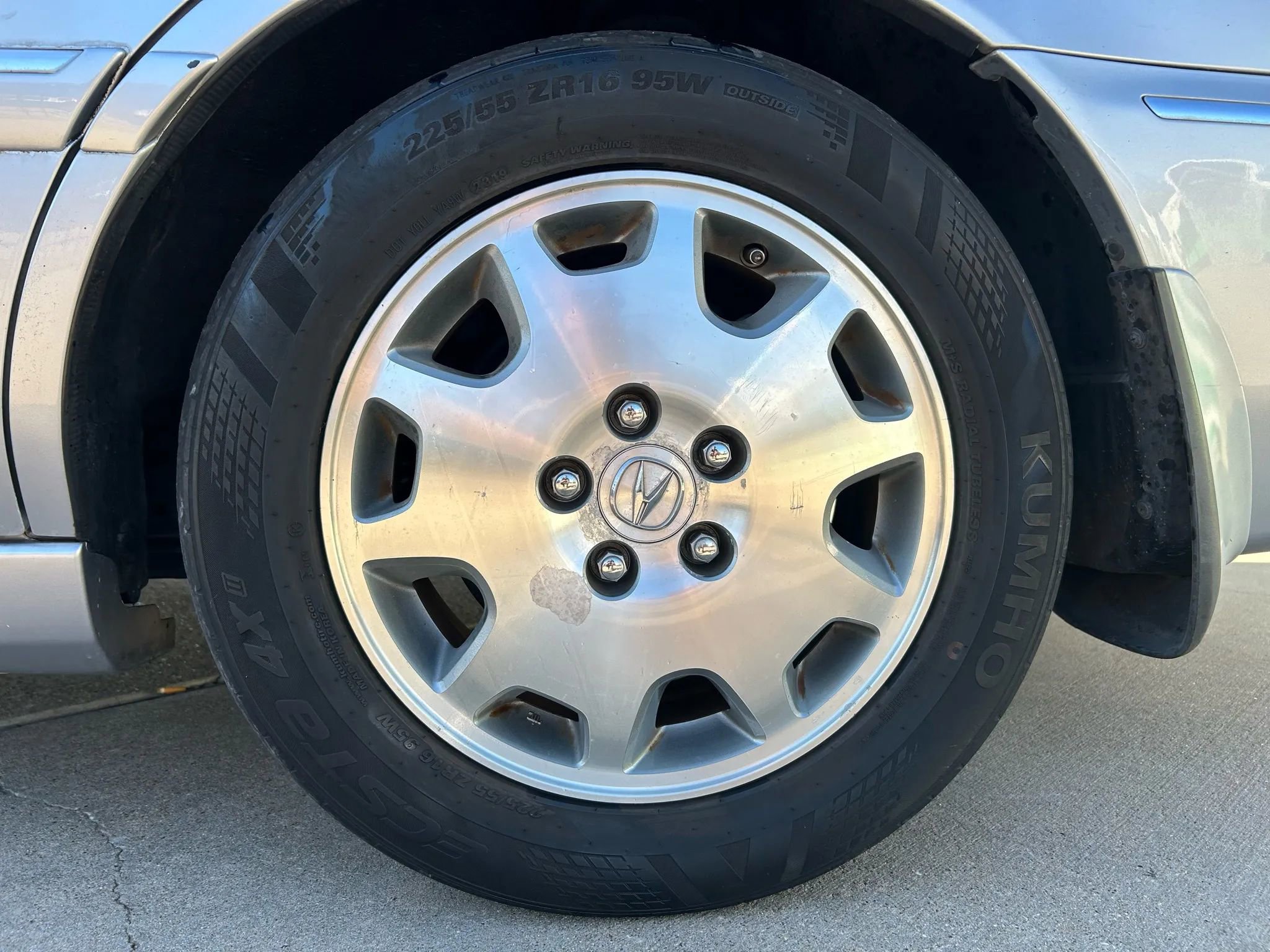 Used 2004 Acura RL image 26