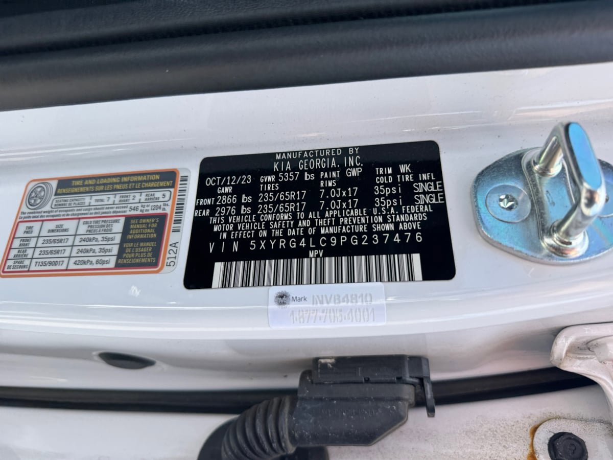 Used 2023 Kia Sorento LX image 20