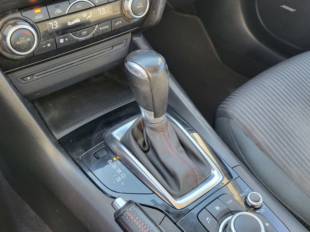 Used 2016 MAZDA MAZDA3 i Touring w/ Popular Equipment Package image 27