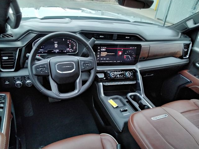 Used 2025 GMC Sierra 2500 Denali Ultimate AWD/4WD image 15