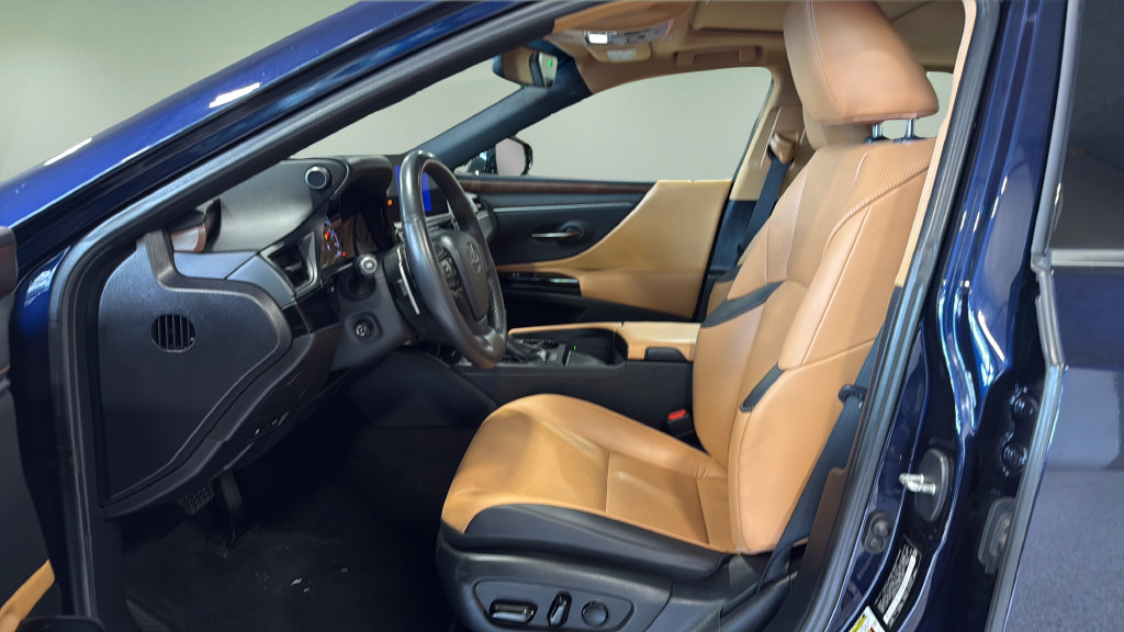 Certified 2023 Lexus ES 350 w/ Premium Package FWD image 20