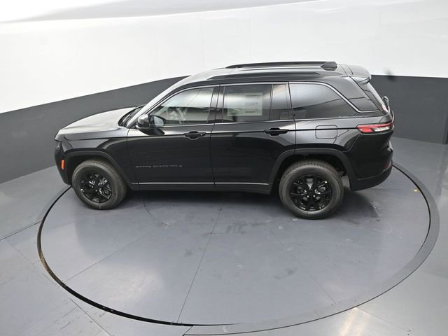 New 2026 Jeep Grand Cherokee Altitude AWD/4WD image 15