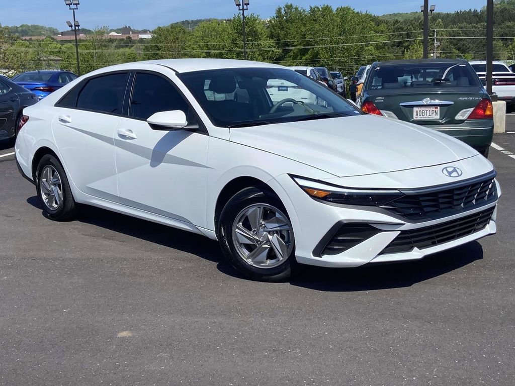 Certified 2025 Hyundai Elantra N Line FWD image 1