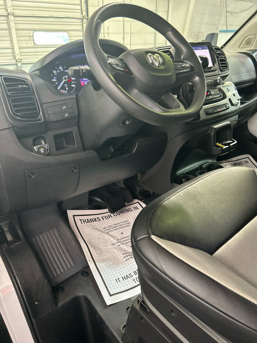 Used 2023 RAM ProMaster 2500 FWD image 9