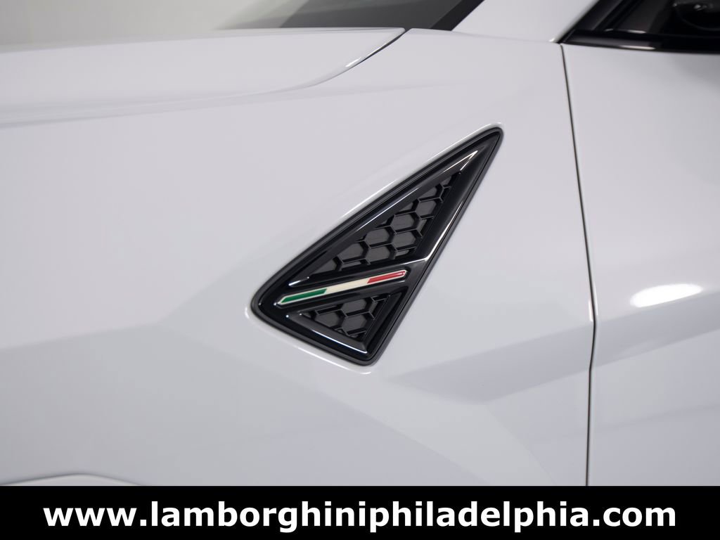 Used 2024 Lamborghini Urus S AWD/4WD image 45
