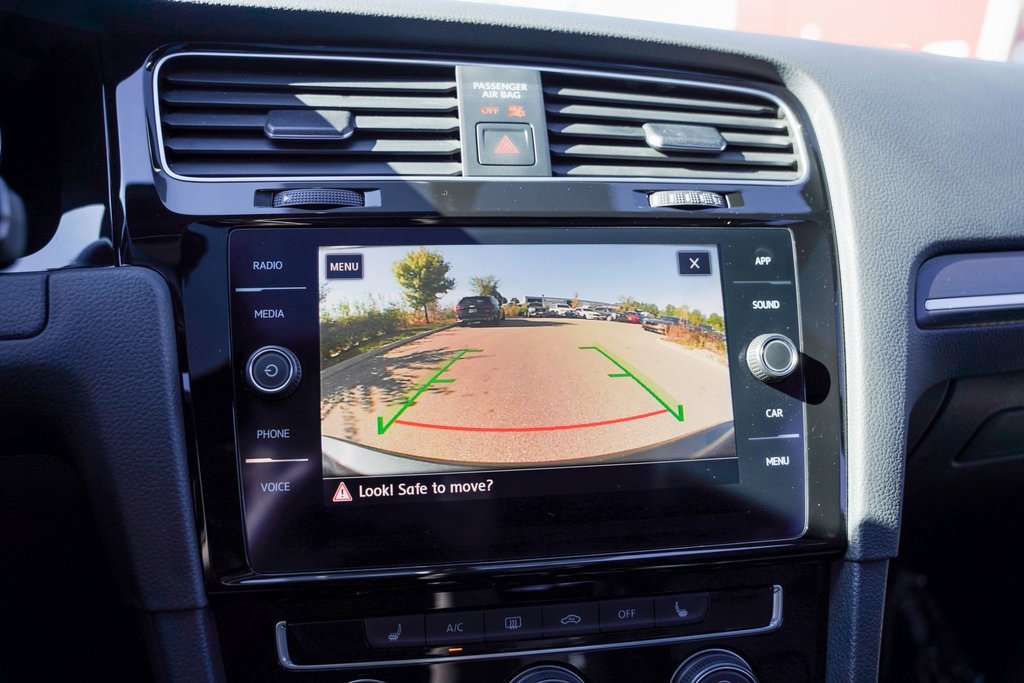 Used 2020 Volkswagen GTI SE image 19