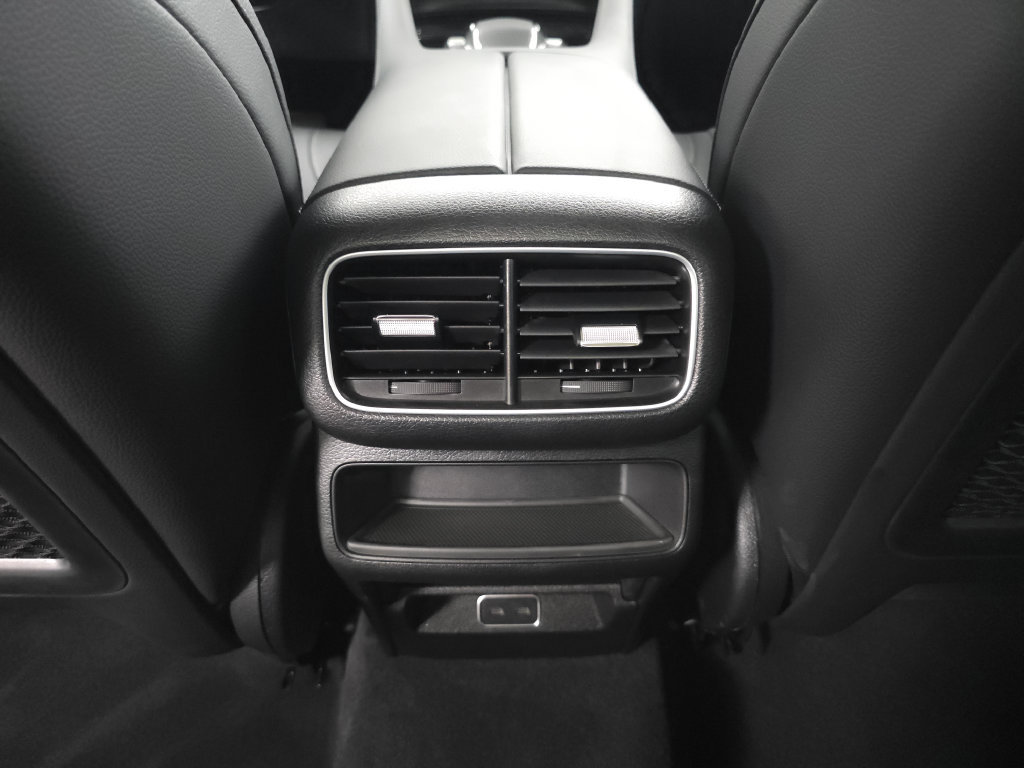 Certified 2026 Mercedes-Benz GLE 350 4MATIC image 28
