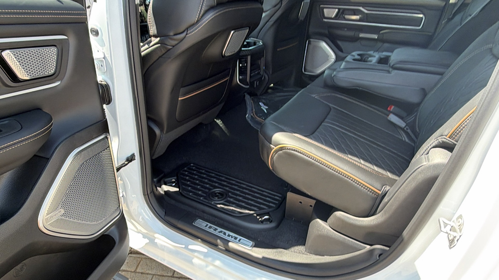 New 2027 RAM 1500 Tungsten AWD/4WD image 21