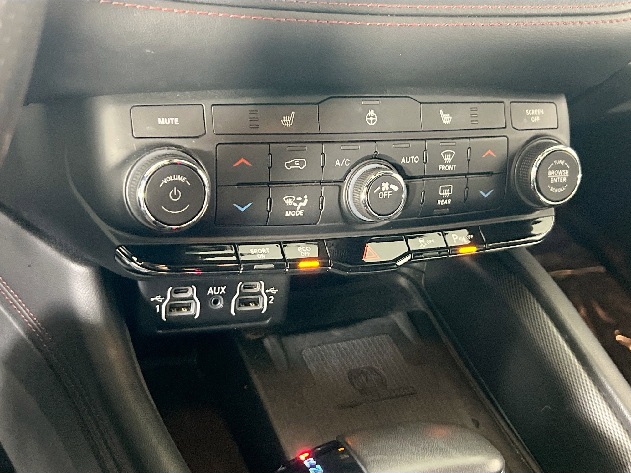 Used 2022 Dodge Durango R/T w/ Trailer Tow Group IV image 15