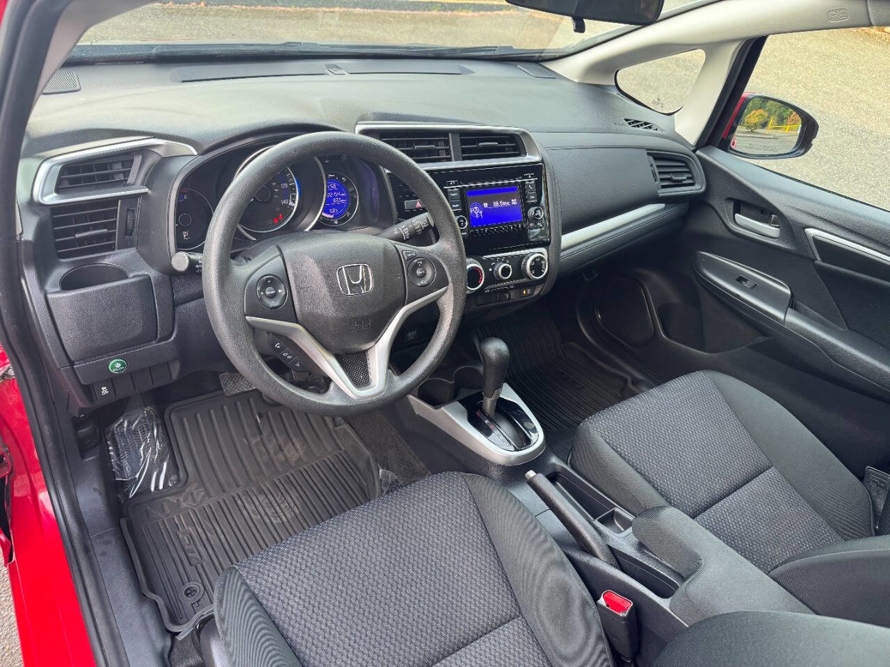 Used 2020 Honda Fit LX image 12