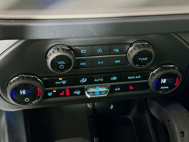 New 2025 Ford Bronco Outer Banks w/ Sasquatch Package image 19