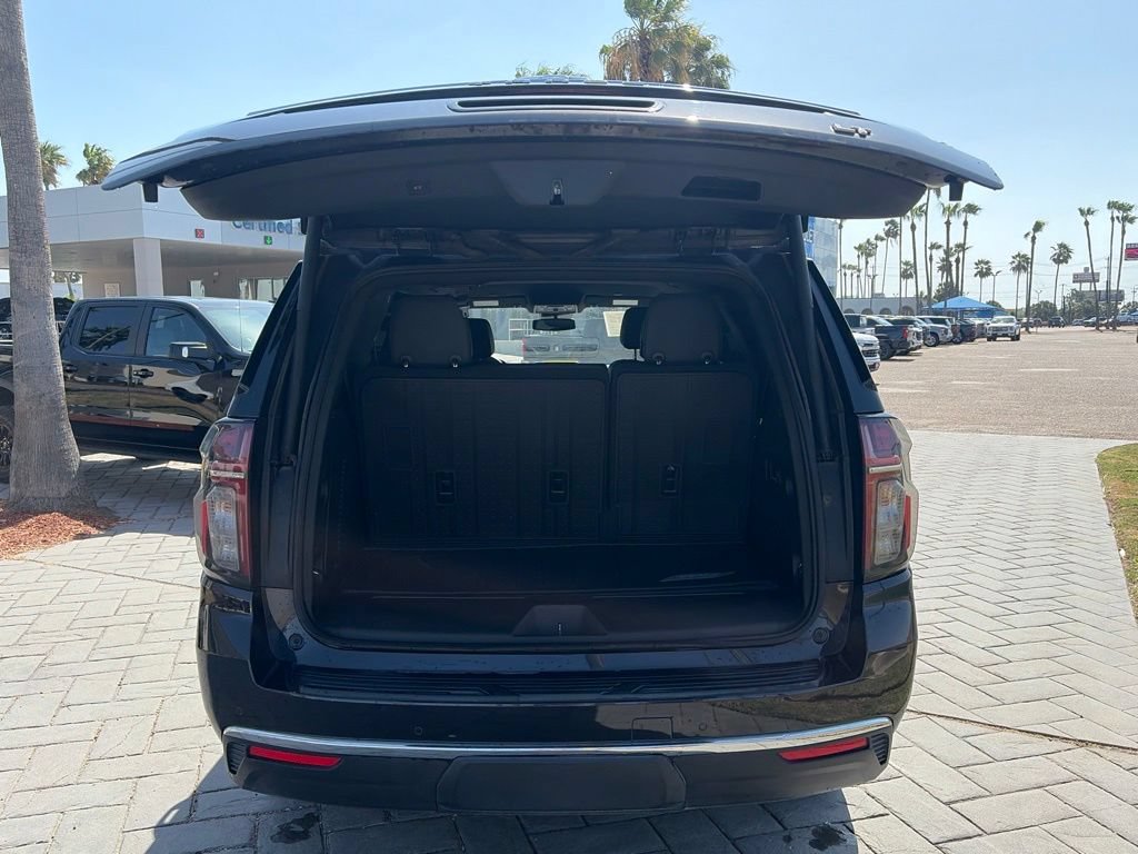 Used 2023 Chevrolet Tahoe LT w/ Luxury Package RWD image 6