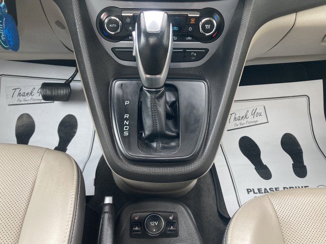 Used 2016 Ford Transit Connect Titanium FWD image 16